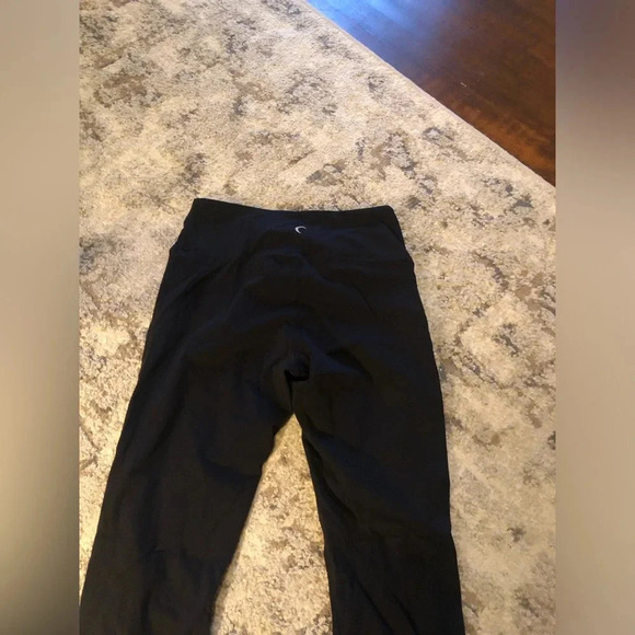 Zyia Black Slash Lux Ripped Leggings - Picture 4 of 4